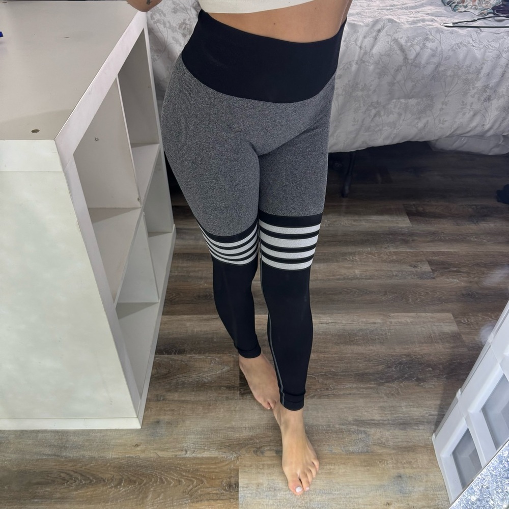 Scrunch Sports Leggings